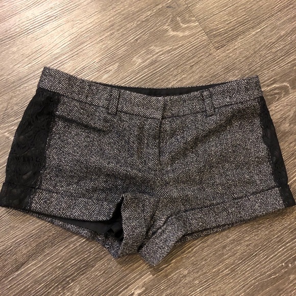 Express Pants - Shorts